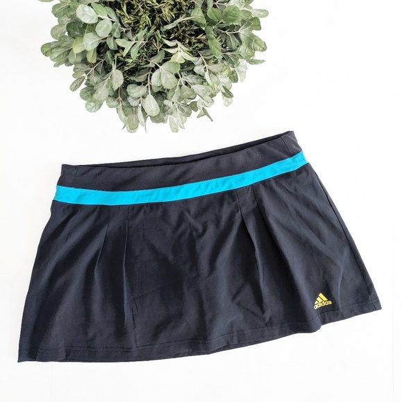 adidas Pants - adidas Climalite Women's Running Skort Size Large